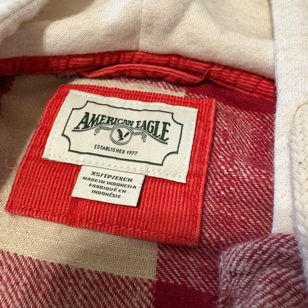 American Eagle Red White Plaid Hooded Button Down Shirt XS Cotton Check Flannel - Picture 4 of 6
